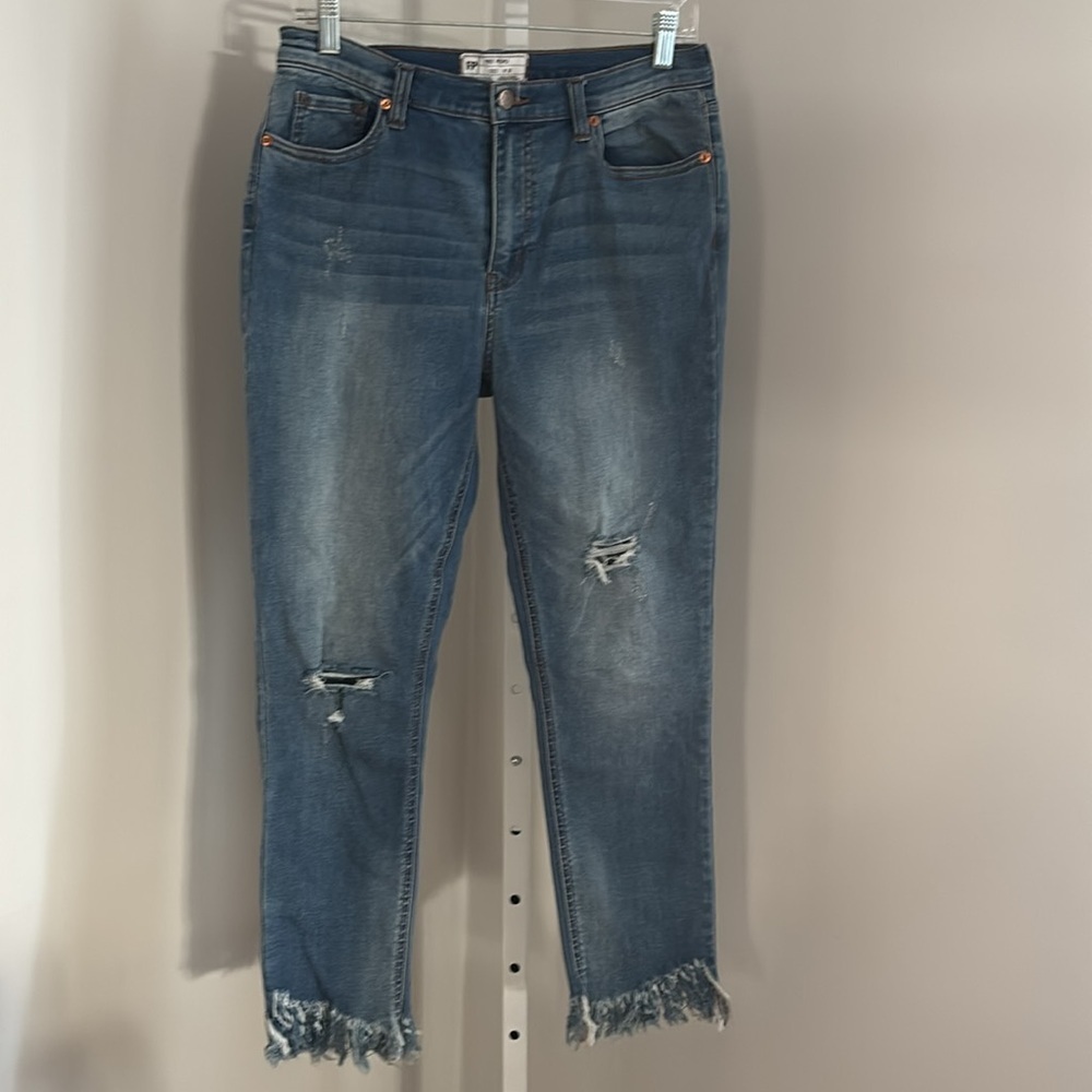Free People Great Heights Frayed Distressed  Fringe Hem Jeans Womens Size 30 - Picture 5 of 8